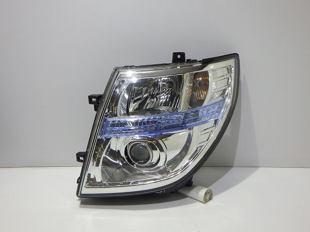 エルグランド 左ヘッドライト HID キセノン 中期 後期 100-24852 26060-WL627 コーティング 綺麗 260519085