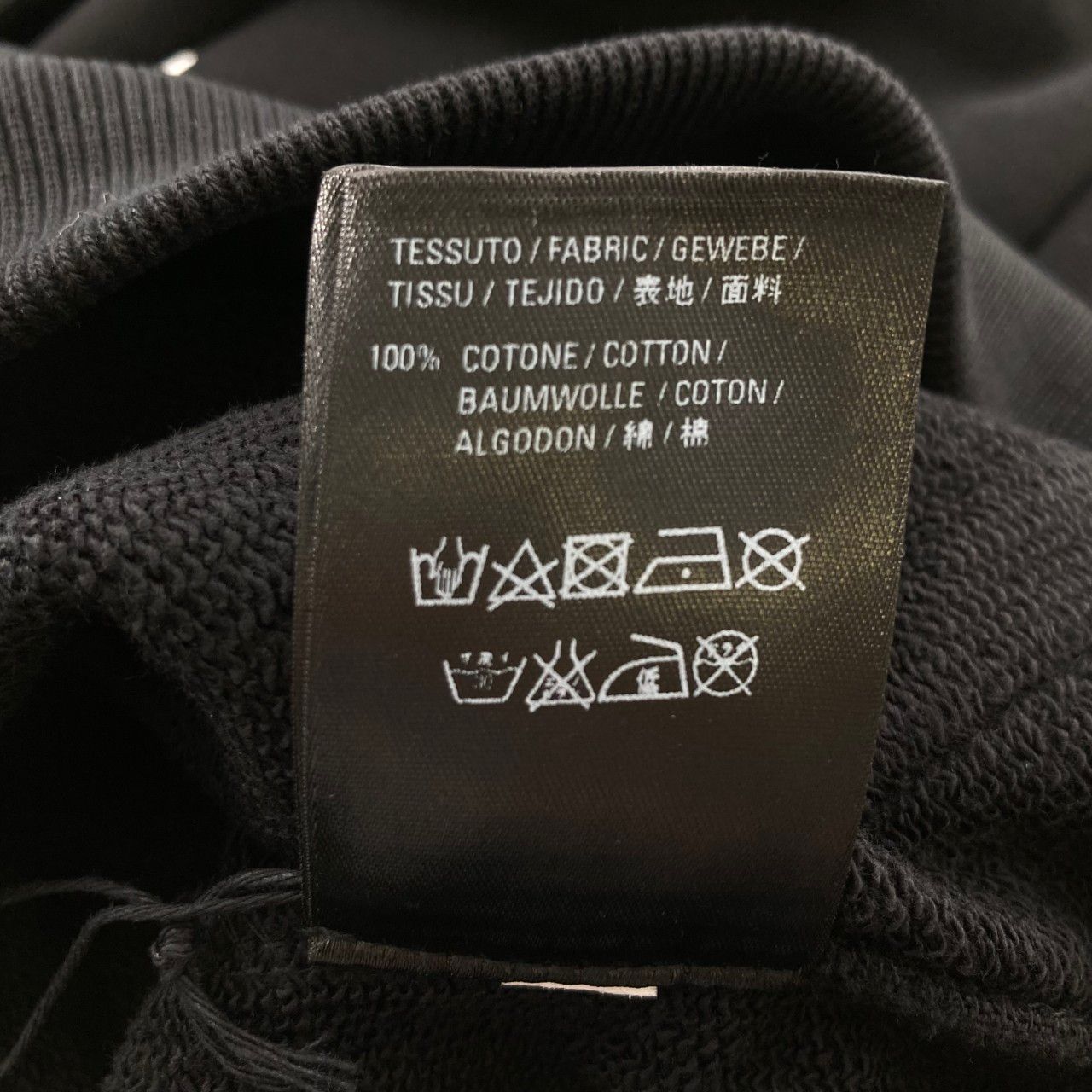 BALENCIAGA(バレンシアガ) キャンペーンロゴ プルオーバーパーカー XS 556145 ブラック BALENCIAGA(バレンシアガ) キャンペーンロゴ プルオーバーパーカー XS 556145 ブラック