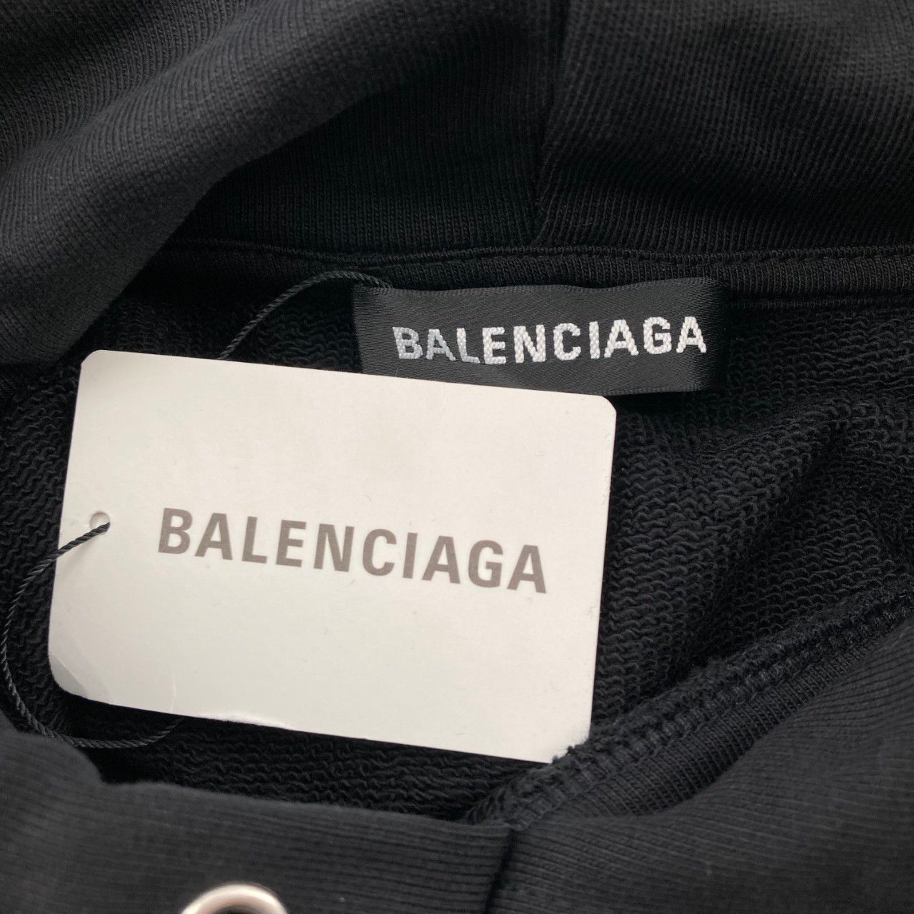 BALENCIAGA(バレンシアガ) キャンペーンロゴ プルオーバーパーカー XS 556145 ブラック BALENCIAGA(バレンシアガ) キャンペーンロゴ プルオーバーパーカー XS 556145 ブラック