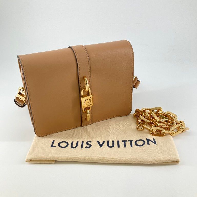 LOUIS VUITTON（ルイ・ヴィトン）　ランデヴー　M57745　ショルダーバッグ　キャメル
