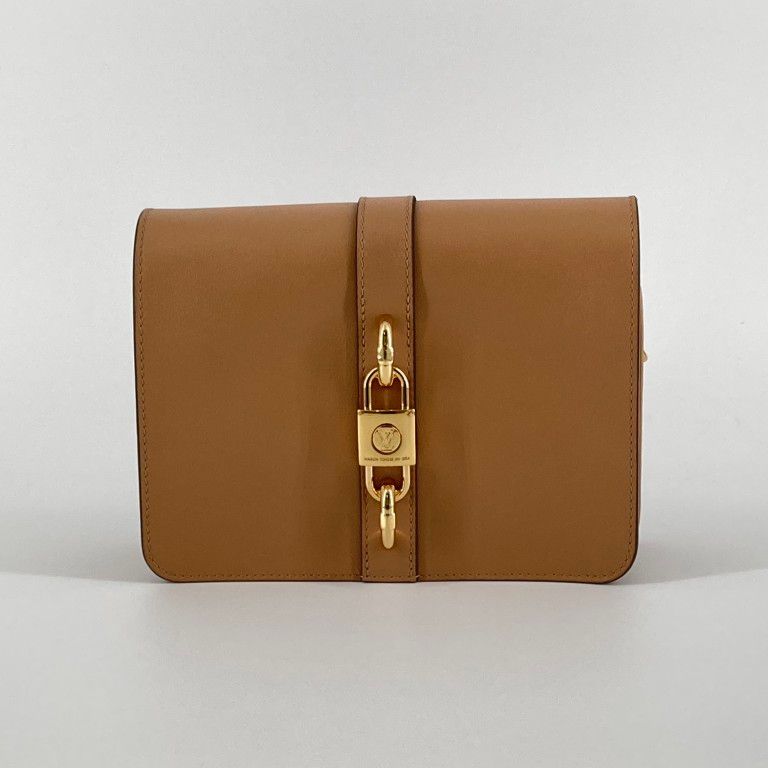 LOUIS VUITTON（ルイ・ヴィトン）　ランデヴー　M57745　ショルダーバッグ　キャメル