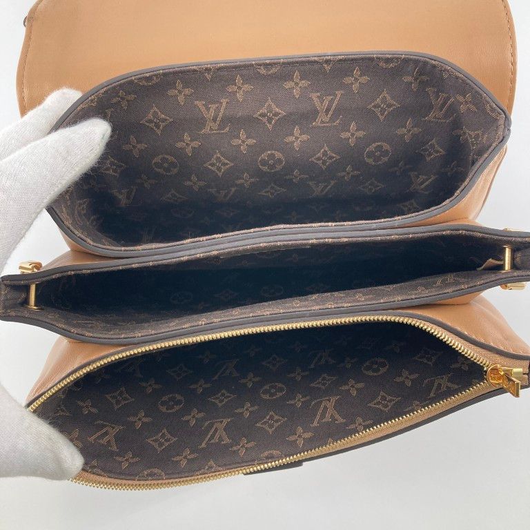 LOUIS VUITTON（ルイ・ヴィトン）　ランデヴー　M57745　ショルダーバッグ　キャメル