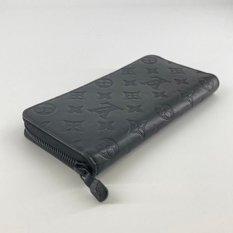 LOUIS VUITTON（ルイ・ヴィトン）　ヴェルティカル　ジッピーウォレット　M62902　長財布　ブラック