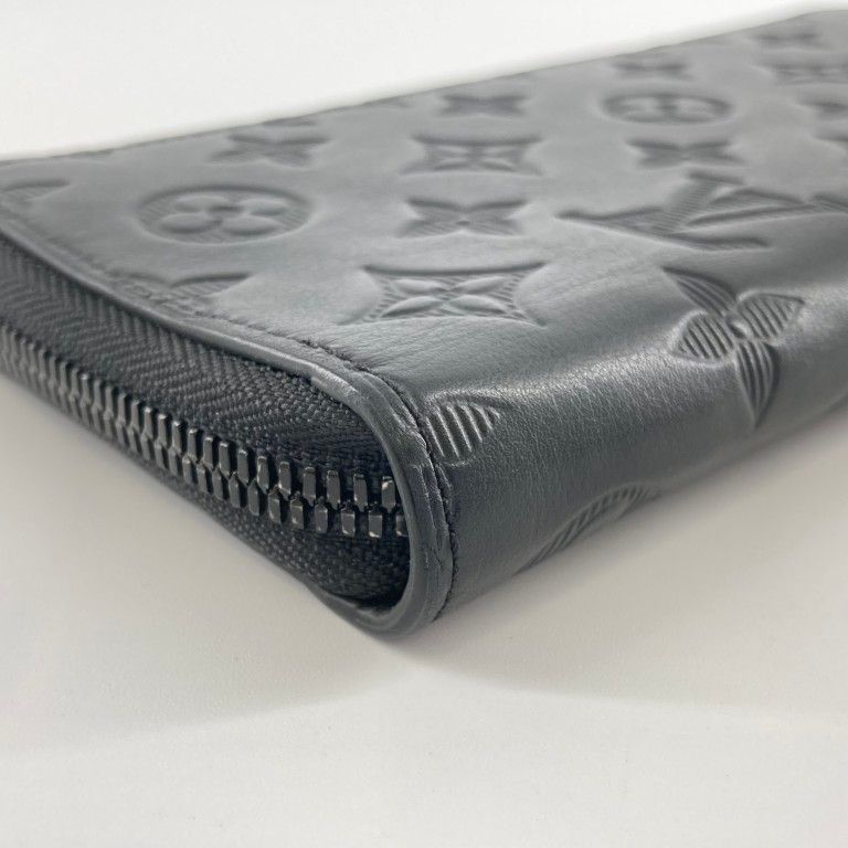 LOUIS VUITTON（ルイ・ヴィトン）　ヴェルティカル　ジッピーウォレット　M62902　長財布　ブラック