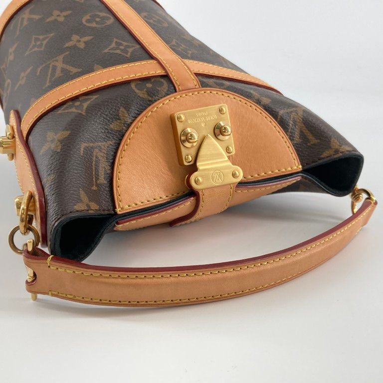 LOUIS VUITTON（ルイ・ヴィトン）　ダッフルバッグ　M43587　ショルダーバッグ　ブラウン