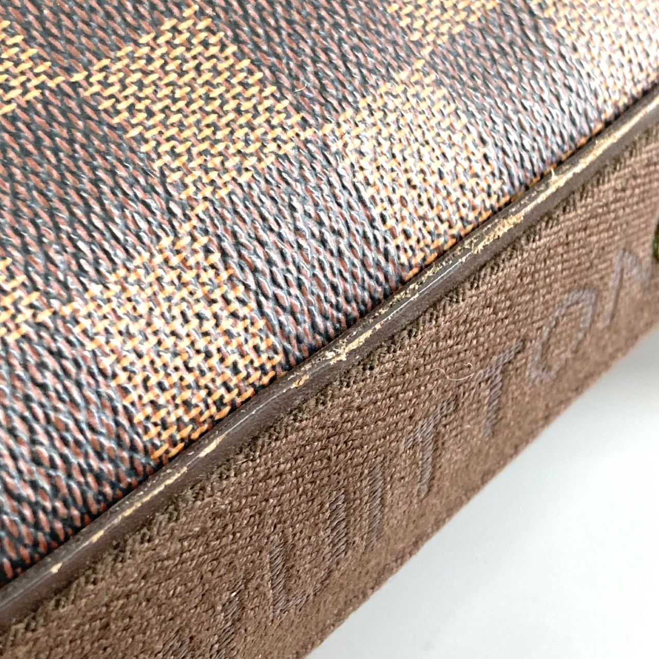 LOUIS VUITTON（ルイ・ヴィトン） トロターボブール N41135 ショルダーバッグ ブラウン