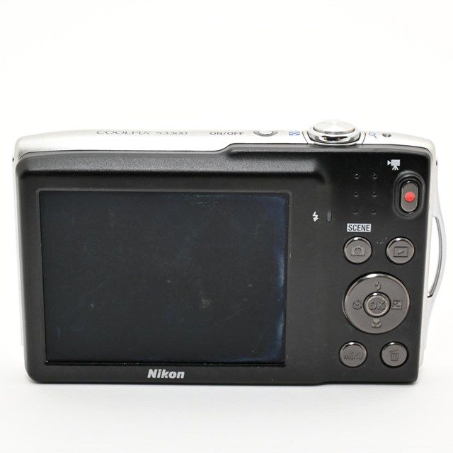 動作品 NIKON S3300 COOLPIX デジタルカメラ 液晶難 難有品・ジャンク