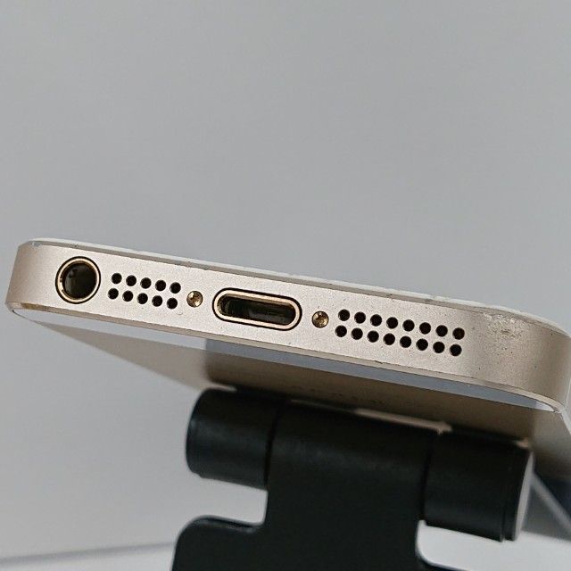 iPhone5s 16GB iPhone5s 16GB au ゴールド 送料無料 本体 c19889