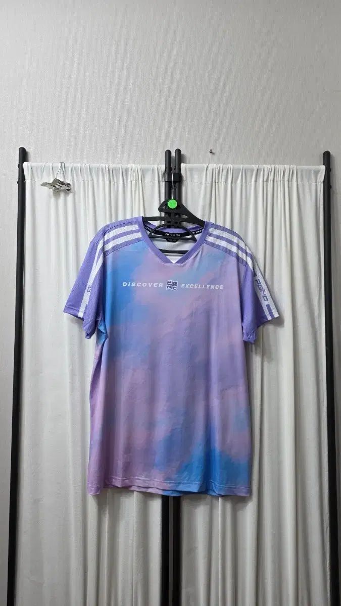 PNGC パギアンドコー Tシャツ