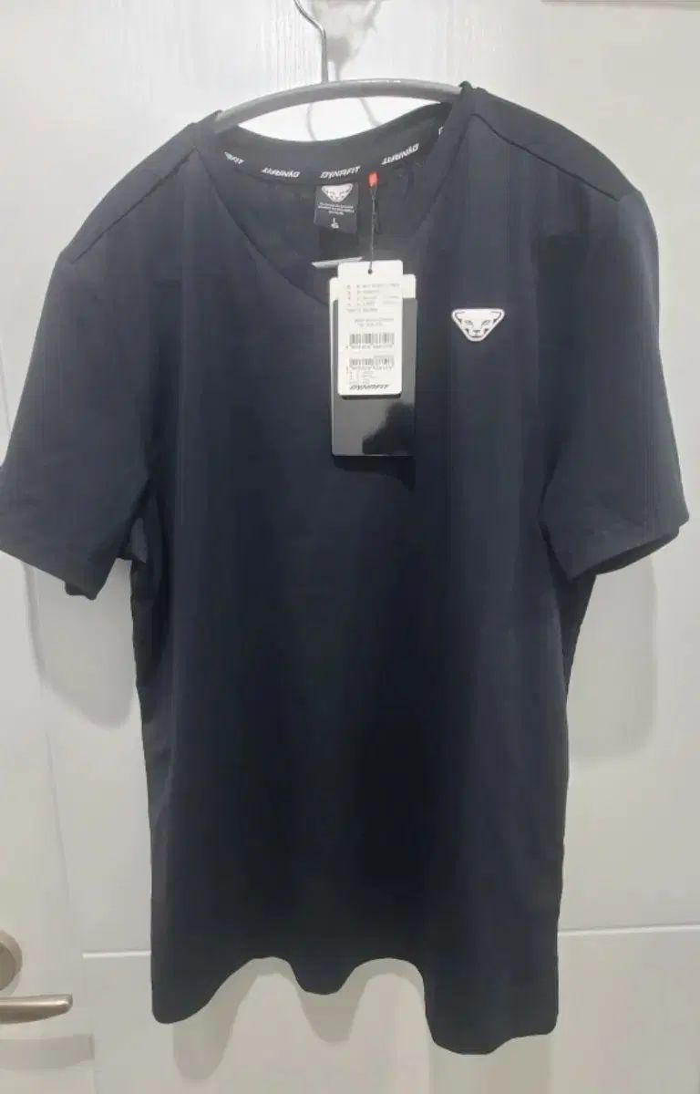 DYNAFIT ディナフィット Vネック 半袖Tシャツ
