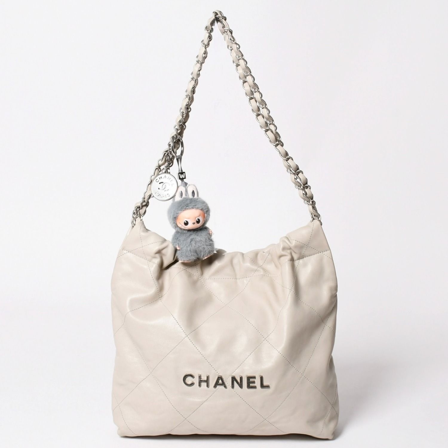 極美品 CHANEL シャネル 22 ハンドバッグ ショルダーバッグ ランダム番台 シャイニーカーフスキン グレー シルバー金具 中古 4a002768