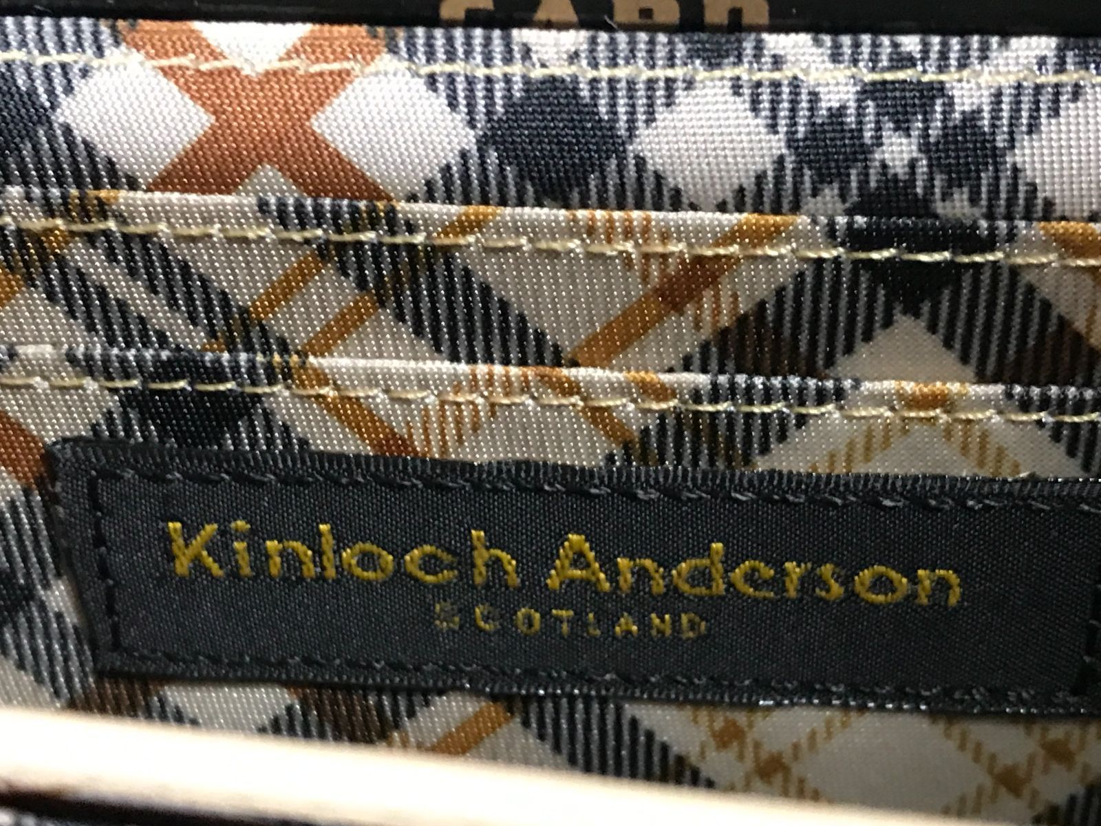 未使用 Kinloch Anderson 長財布 ショルダー付き アイボリー クロコ型 
