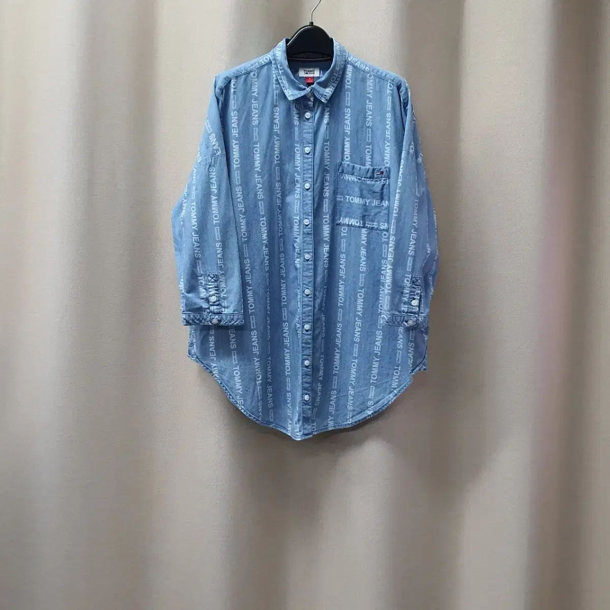 トミーヒルフィガー ルーズフィット シャツ