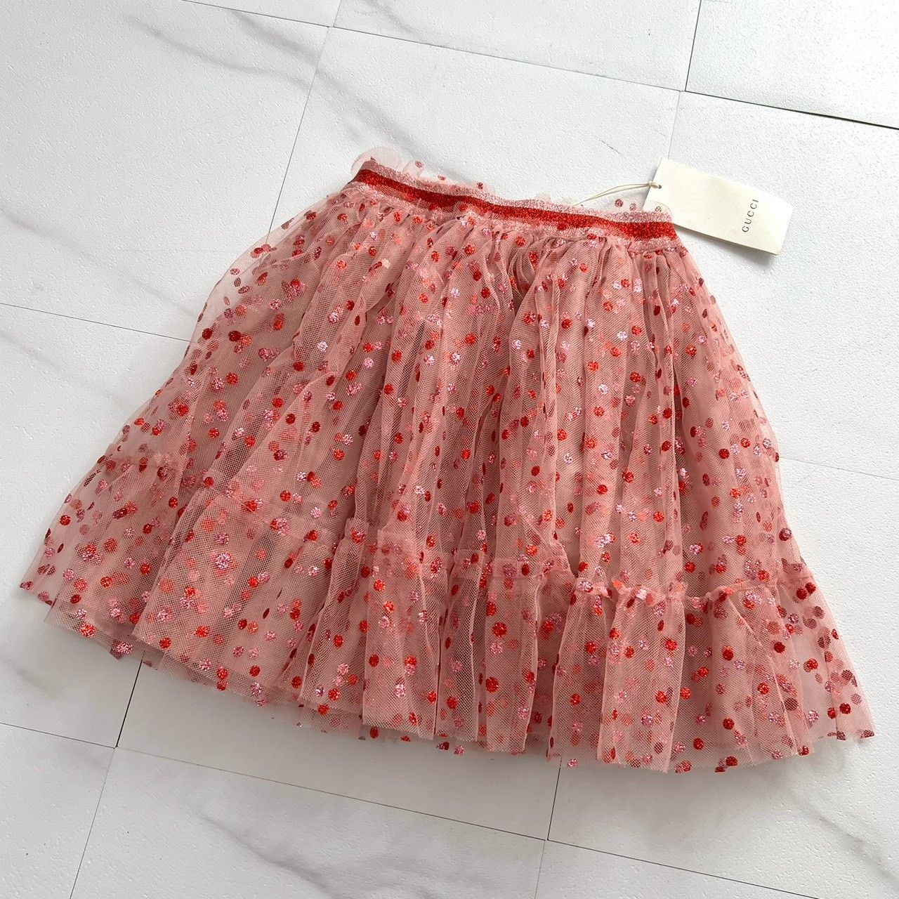 未使用✨GUCCI グッチ ラメ入りチュールミニスカート 近年モデル キッズ 女の子 ピンク 赤系 イタリア製 結婚式 二次会 式典 セレモニー サイズ10
