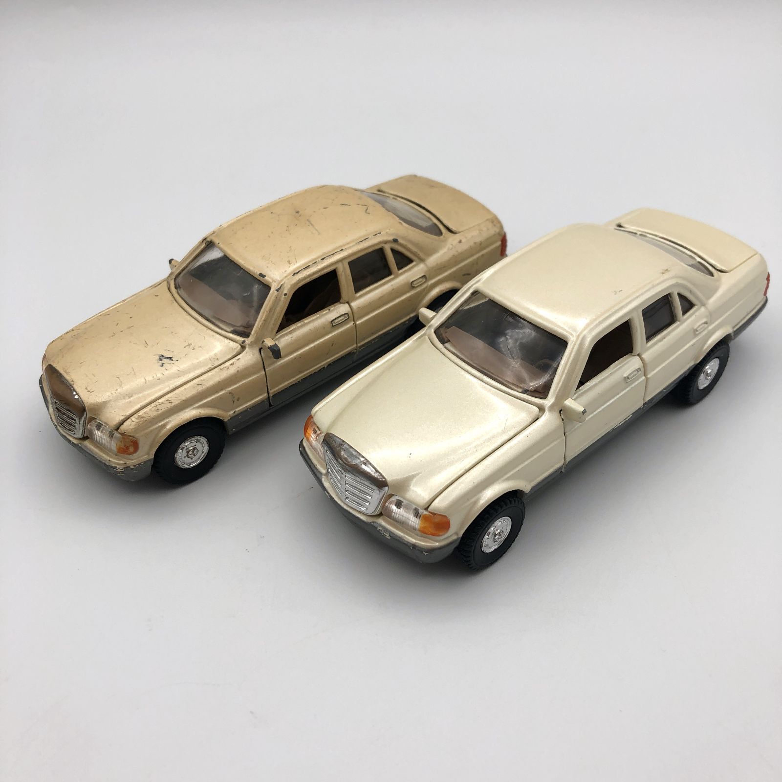 ヨネザワ ダイヤペット メルセデス ベンツ 560SEL ミニカー 2台セット