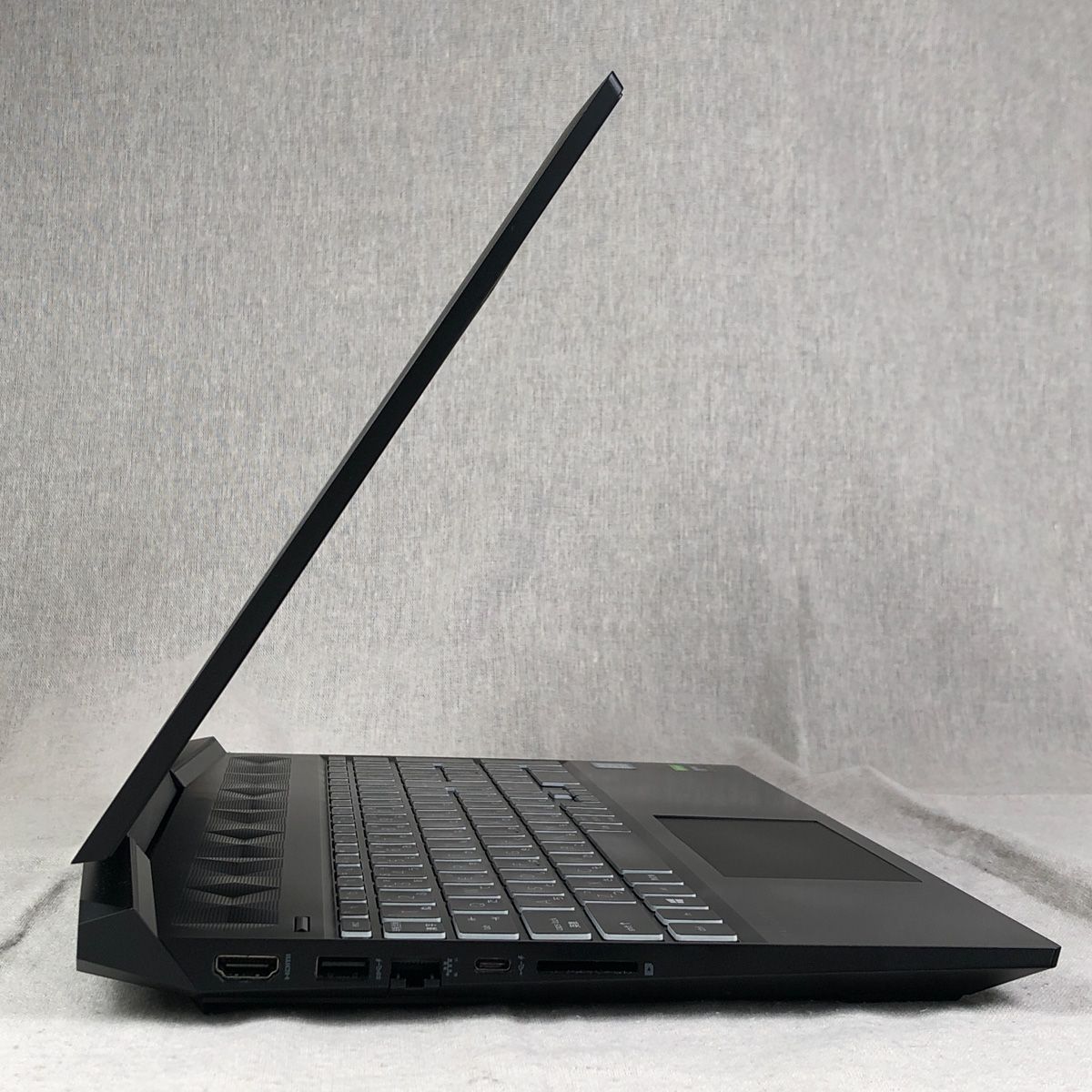 ジャンク HP Pavilion Gaming Laptop 15 i7 GTX1650 - メルカリ