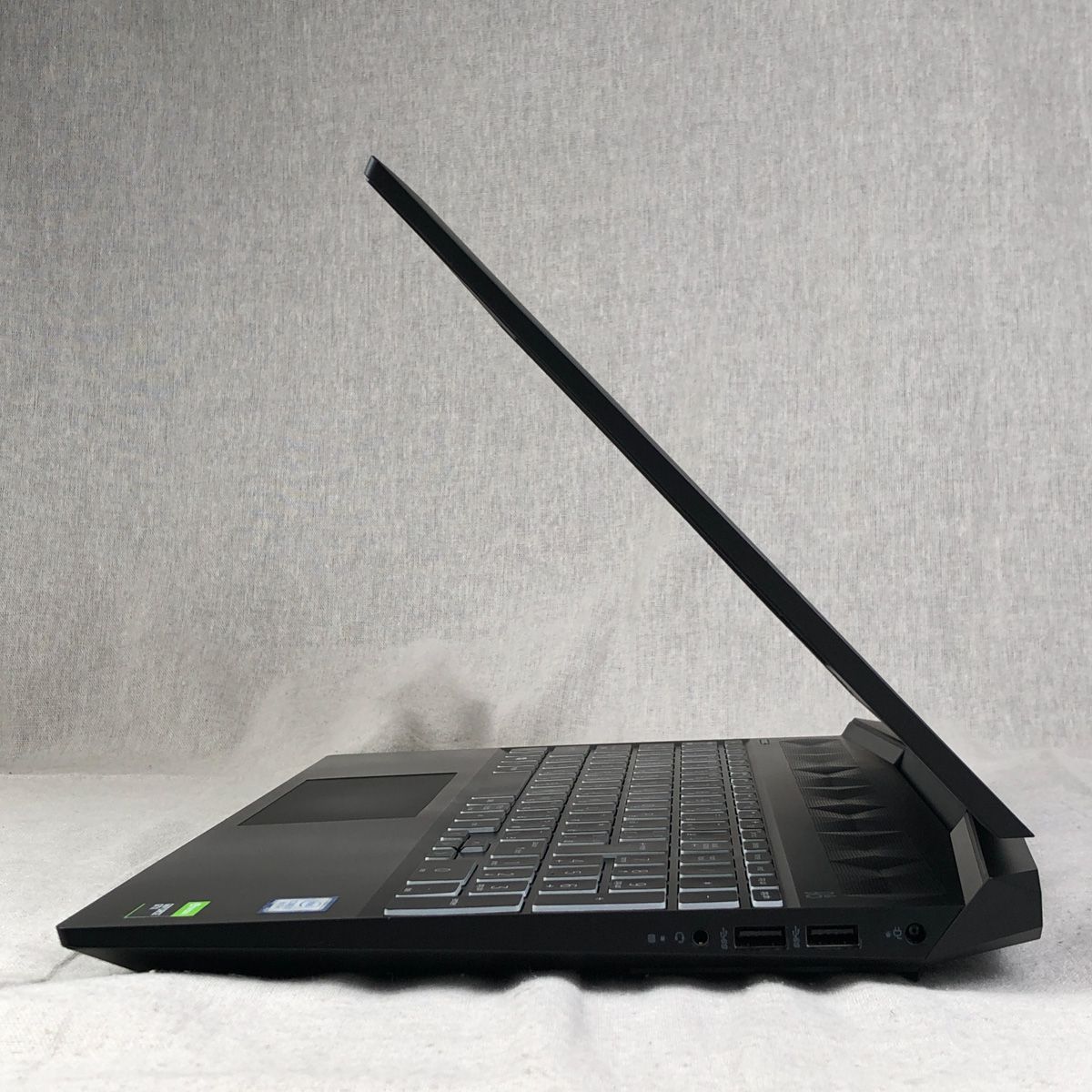 HP Pavilion ゲーミングノート i7 GTX1650 中古 - メルカリ