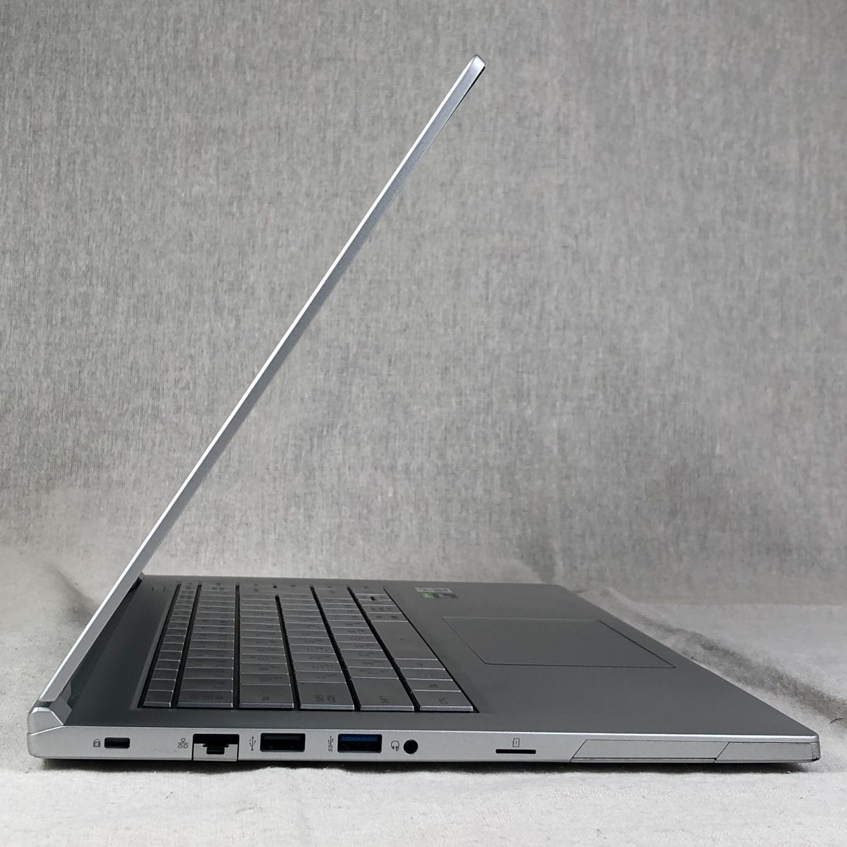 ジャンク品 MouseComputer DAIV 5P i7 GTX1650Ti - メルカリ