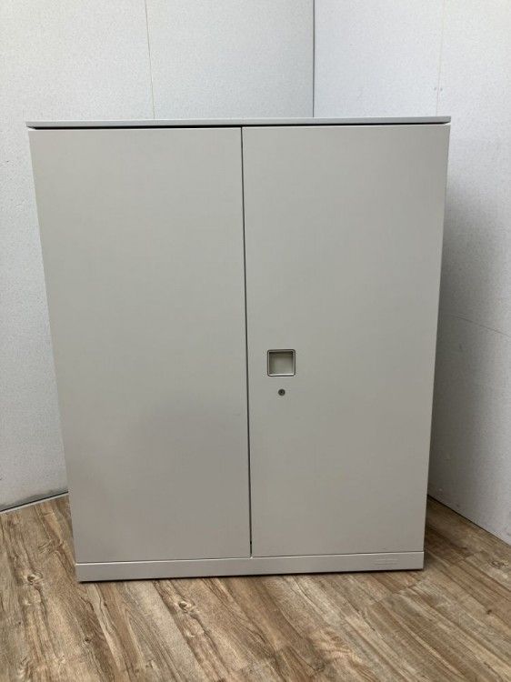 【中古品】オカムラ レクトラインシリーズ 天板付両開き書庫 4H313F Z13 グレー