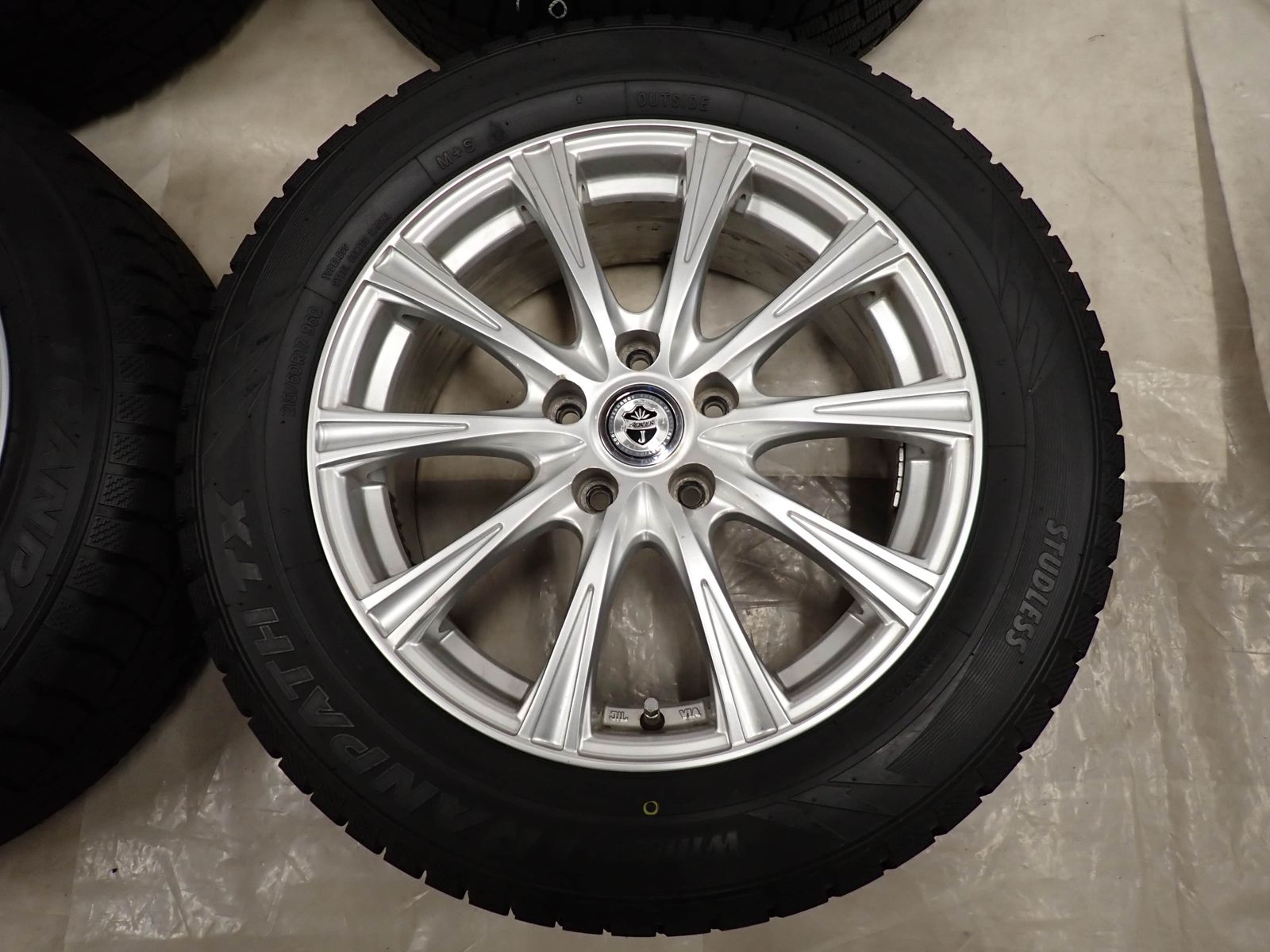 冬4本 会社宛送料無料 215/60R17×7J 96Q トーヨー ウィンター 