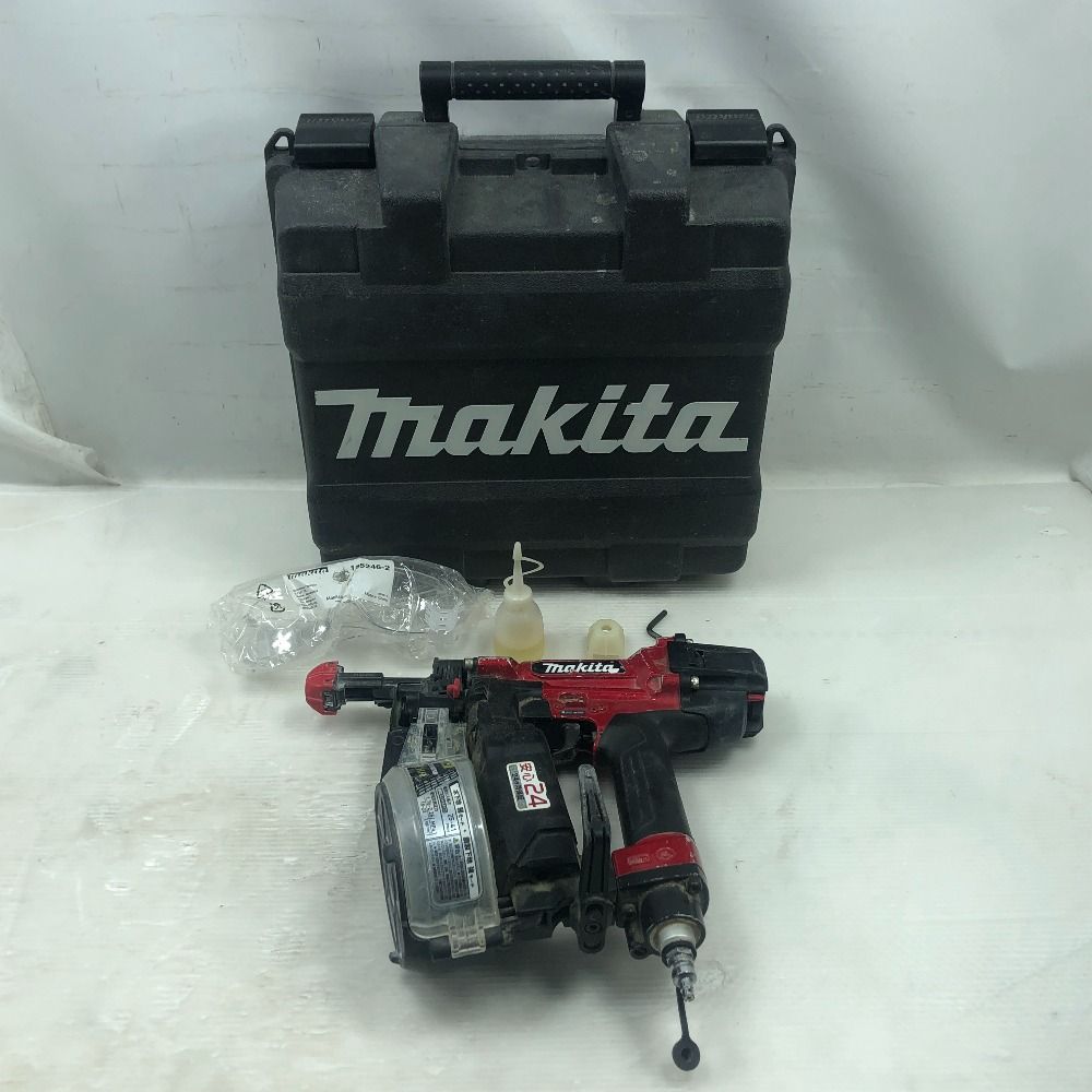 MAKITA マキタ 工具 エアツール エア釘打ち 高圧 ケース付 AR412HR レッド