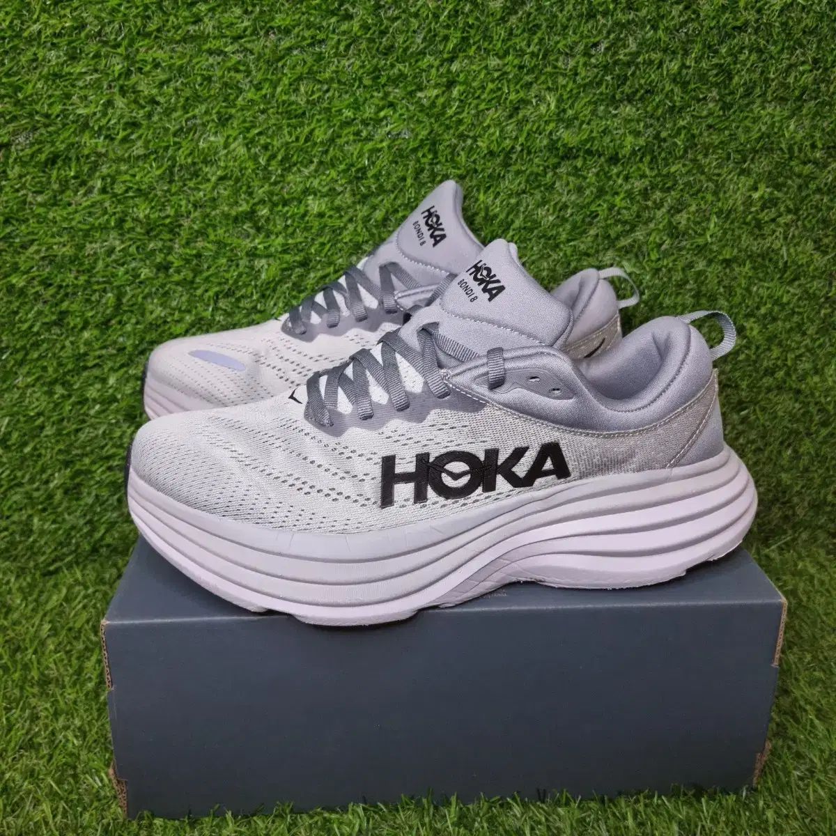 HOKA ONE ONE ホカオネオネ ボンダイ8 スニーカー (270)