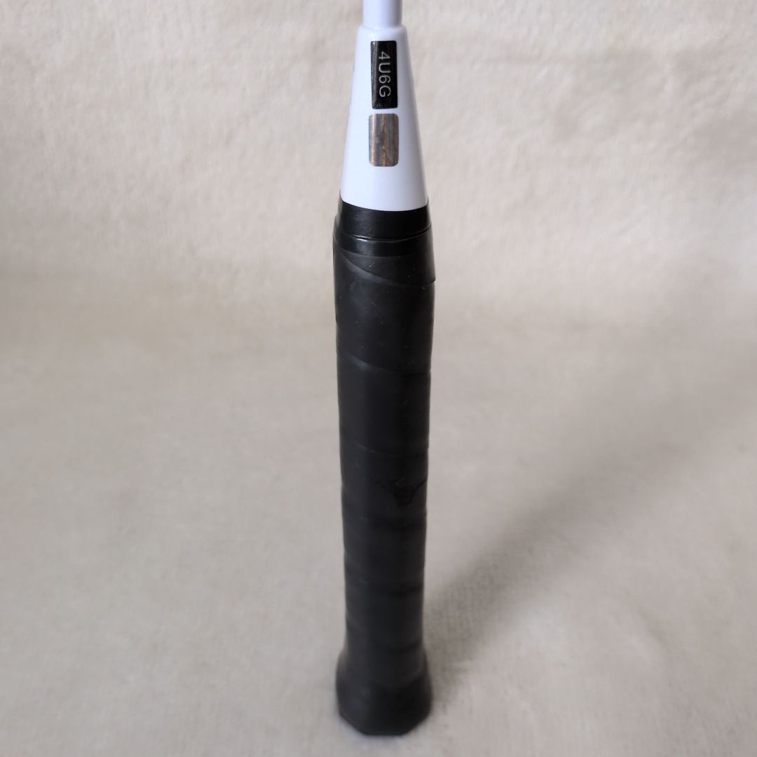 極美品】ミズノ バドミントンラケット アルティウス ソニック 4U6G