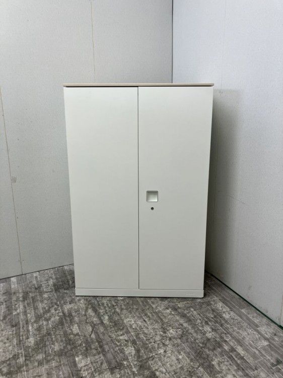 【中古品】オカムラ レクトラインシリーズ 天板付両開き書庫 4T315F ZA75 ホワイト