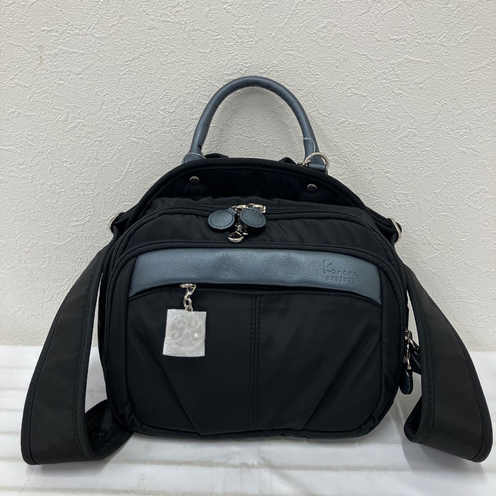2702　kanana project　カナナプロジェクト　美品　リュックサック　リュック　ミニリュック　バックパック　コンパクト　小さめ　ミニ　ブラック　黒　レディース　ポケット多数　シンプル　カジュアル　きれいめ