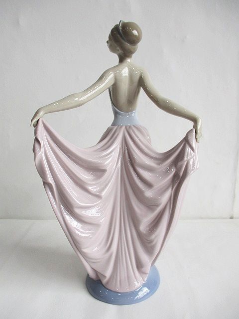LLADRO リヤドロ フィギュリン 0505 踊る少女 置物 インテリア 陶磁器