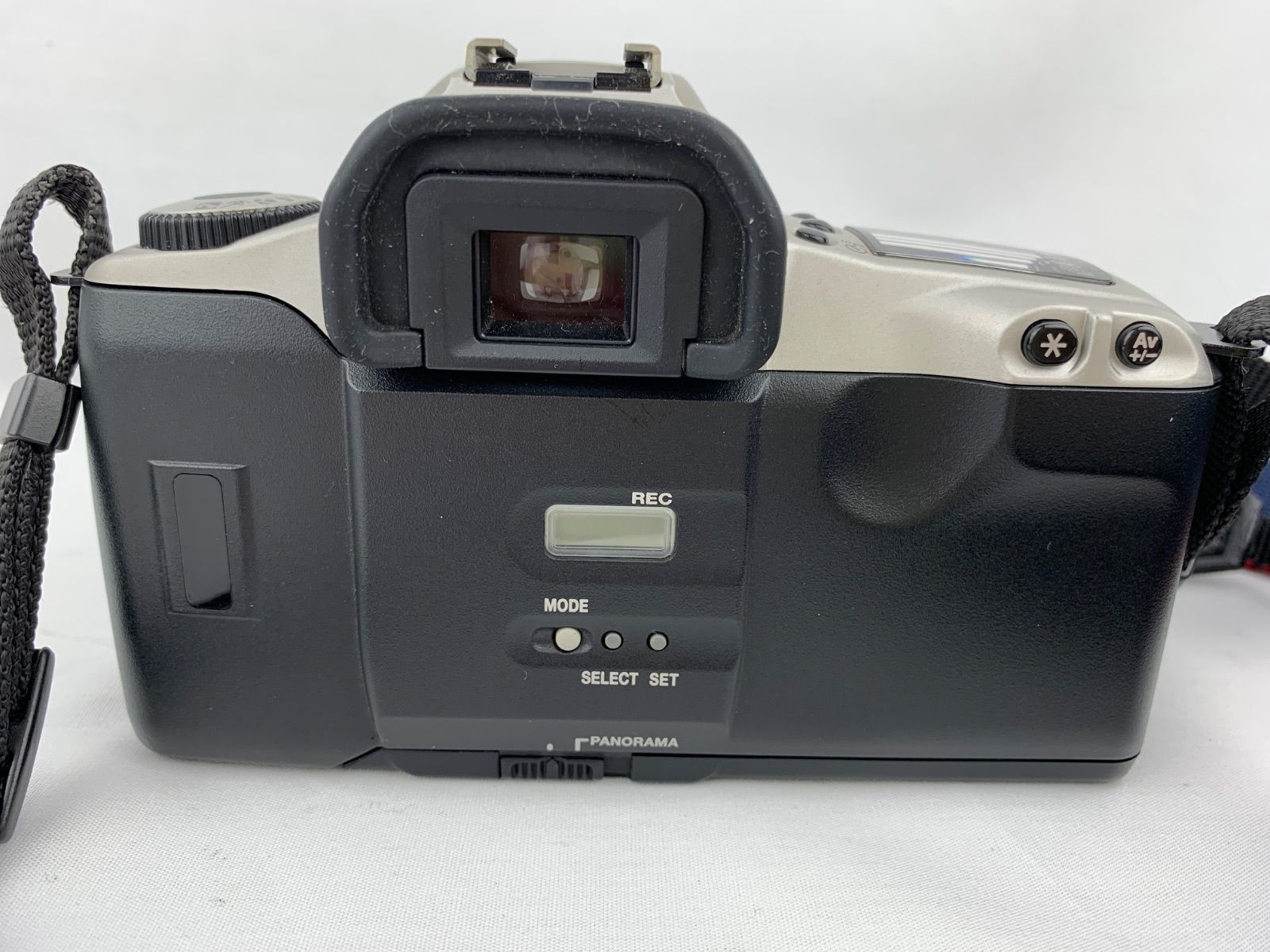 カメラ B-11.Canon キャノン 一眼レフフィルムカメラ EOS kiss Ⅲ 本体