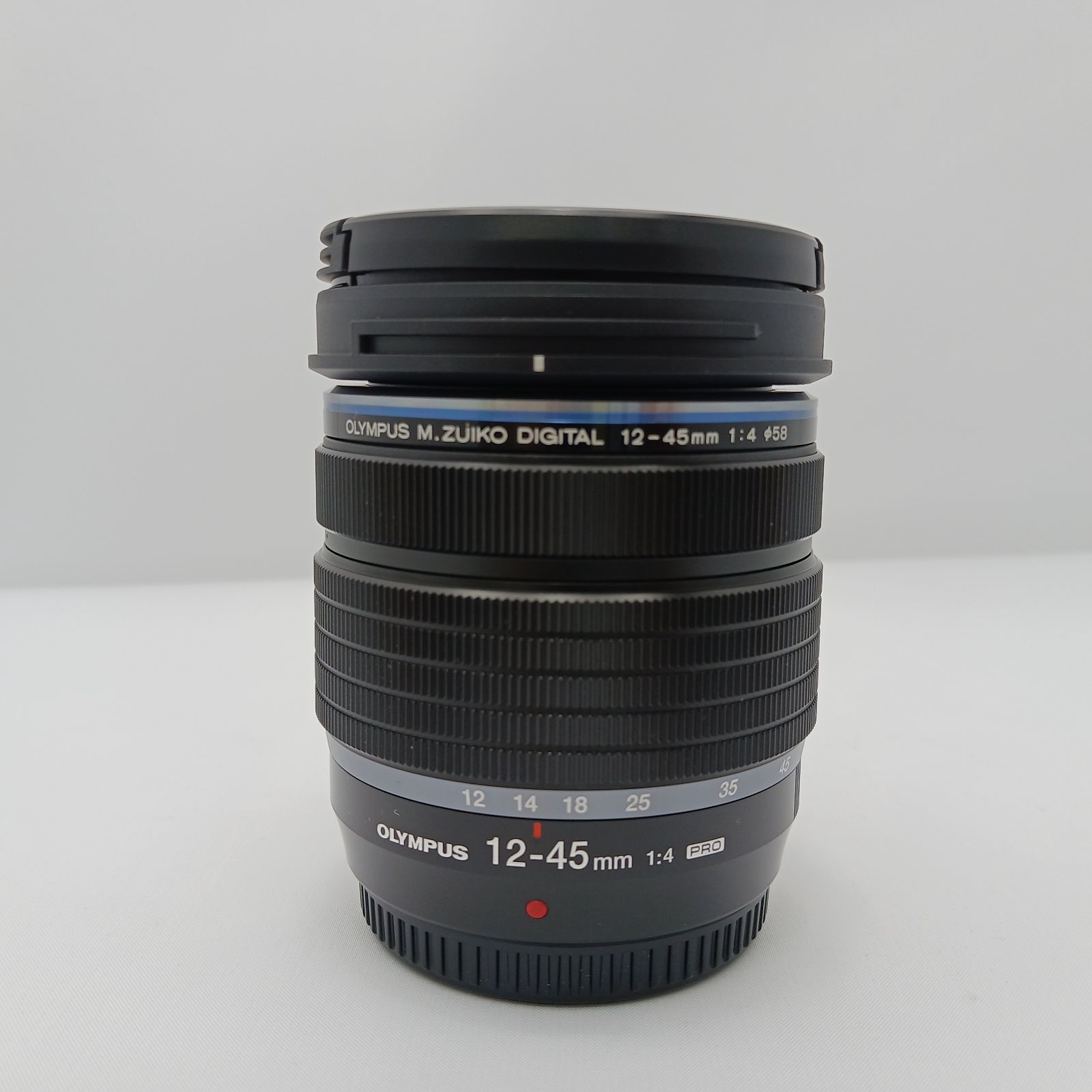 【ガラスケース内展示商品】オリンパス　OLYMPUS カメラレンズ M.ZUIKO DIGITAL ED 12-45mm F4.0 PRO