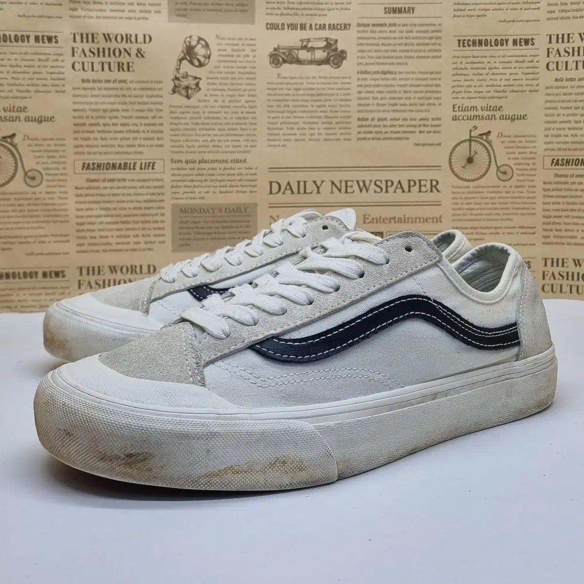 VANS スタイル36 デコン メンズスニーカー 265