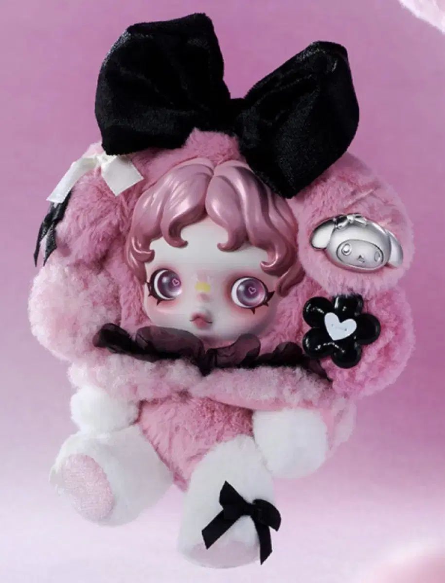 ポップマート スカルパンダ サンリオ コラボ キーホルダー