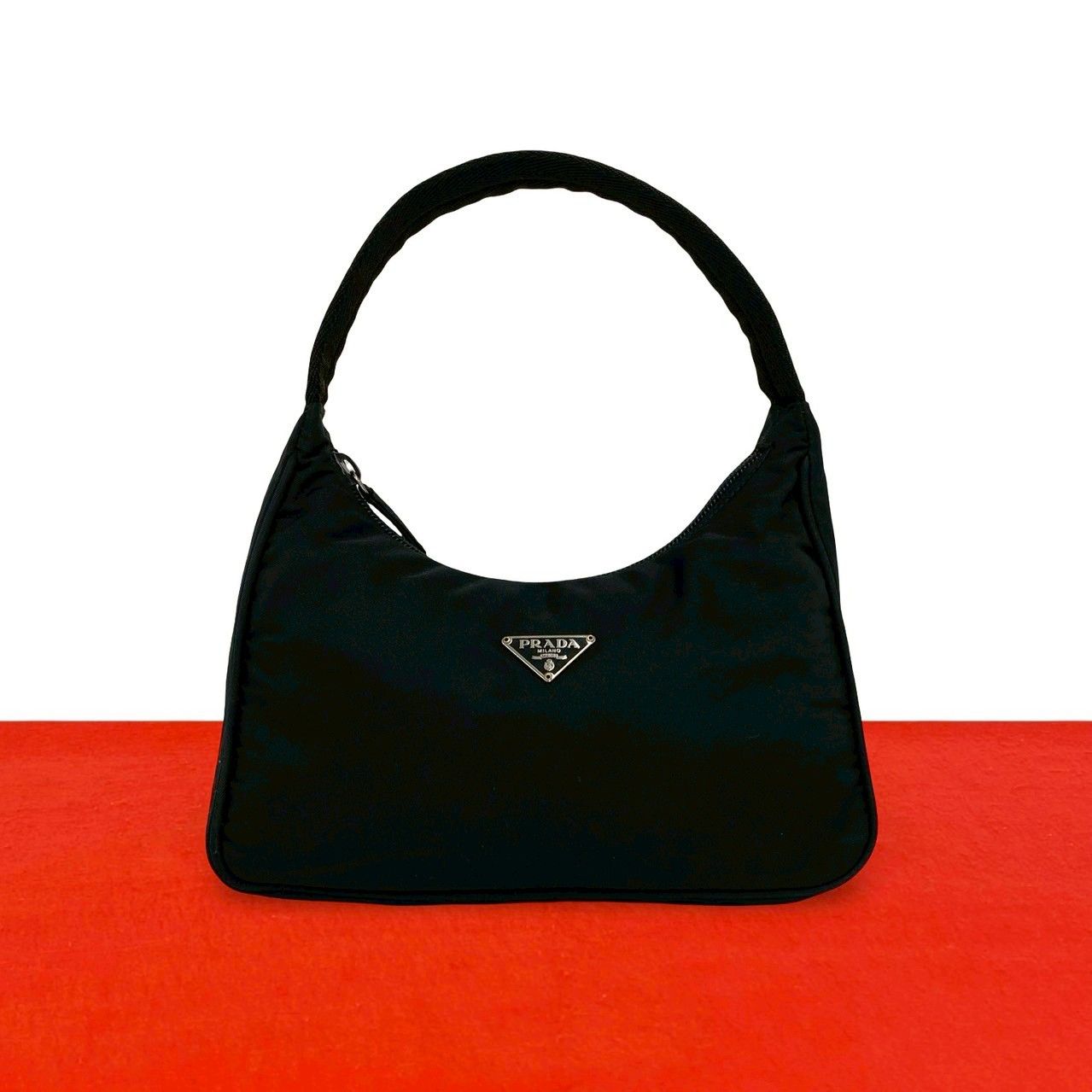 極 美品 PRADA プラダ 三角ロゴ トライアングル ロゴ プレート 金具 テスート ナイロン ミニ ハンドバッグ ポーチ ブラック 黒 74599
