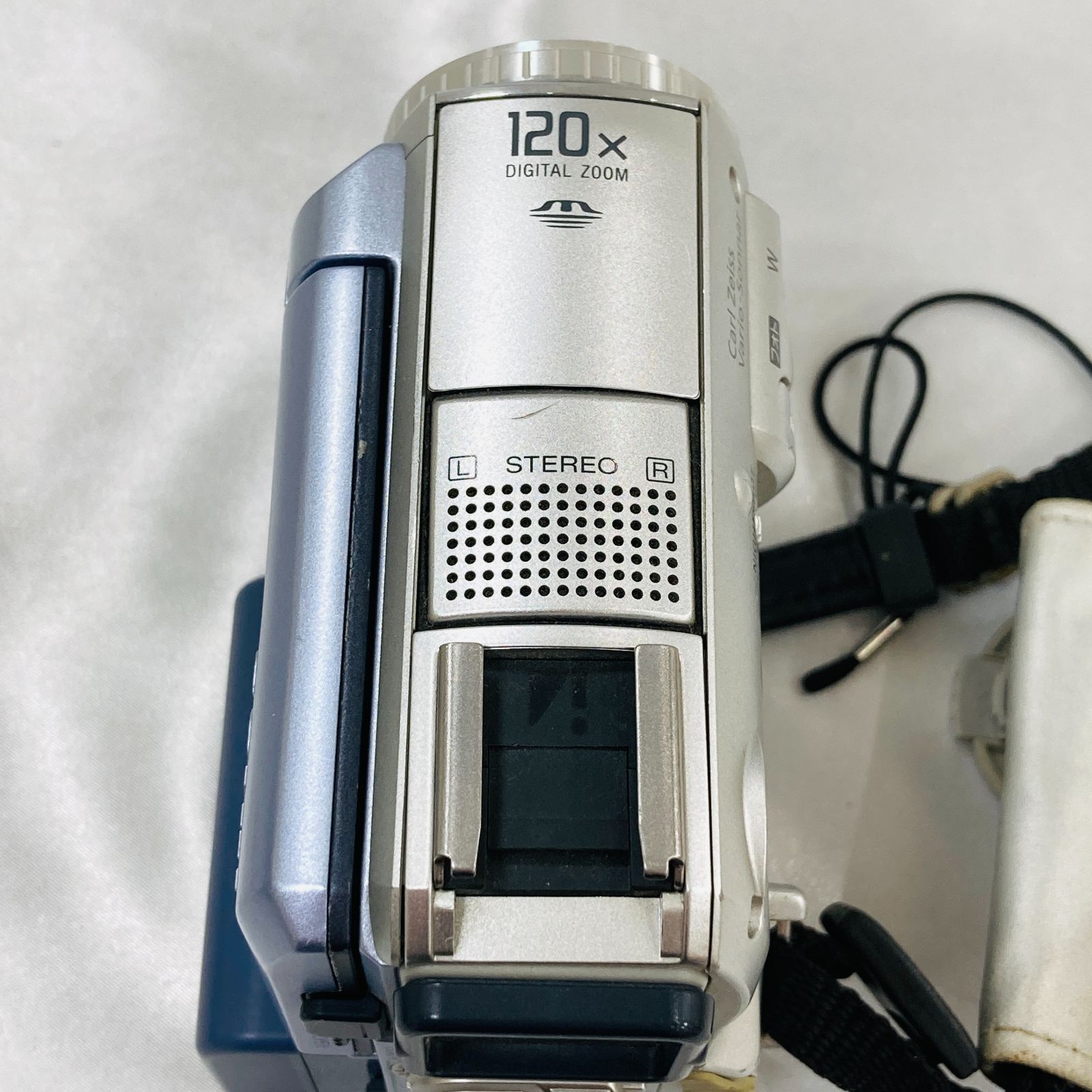 A【通電確認済】SONY ソニー デジタルビデオカメラ レコーダー DCR