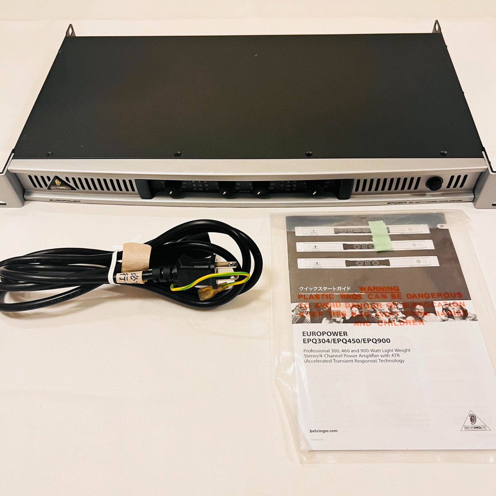 BEHRINGER ベリンガー EUROPOWER EPQ304 パワーアンプ　No2968