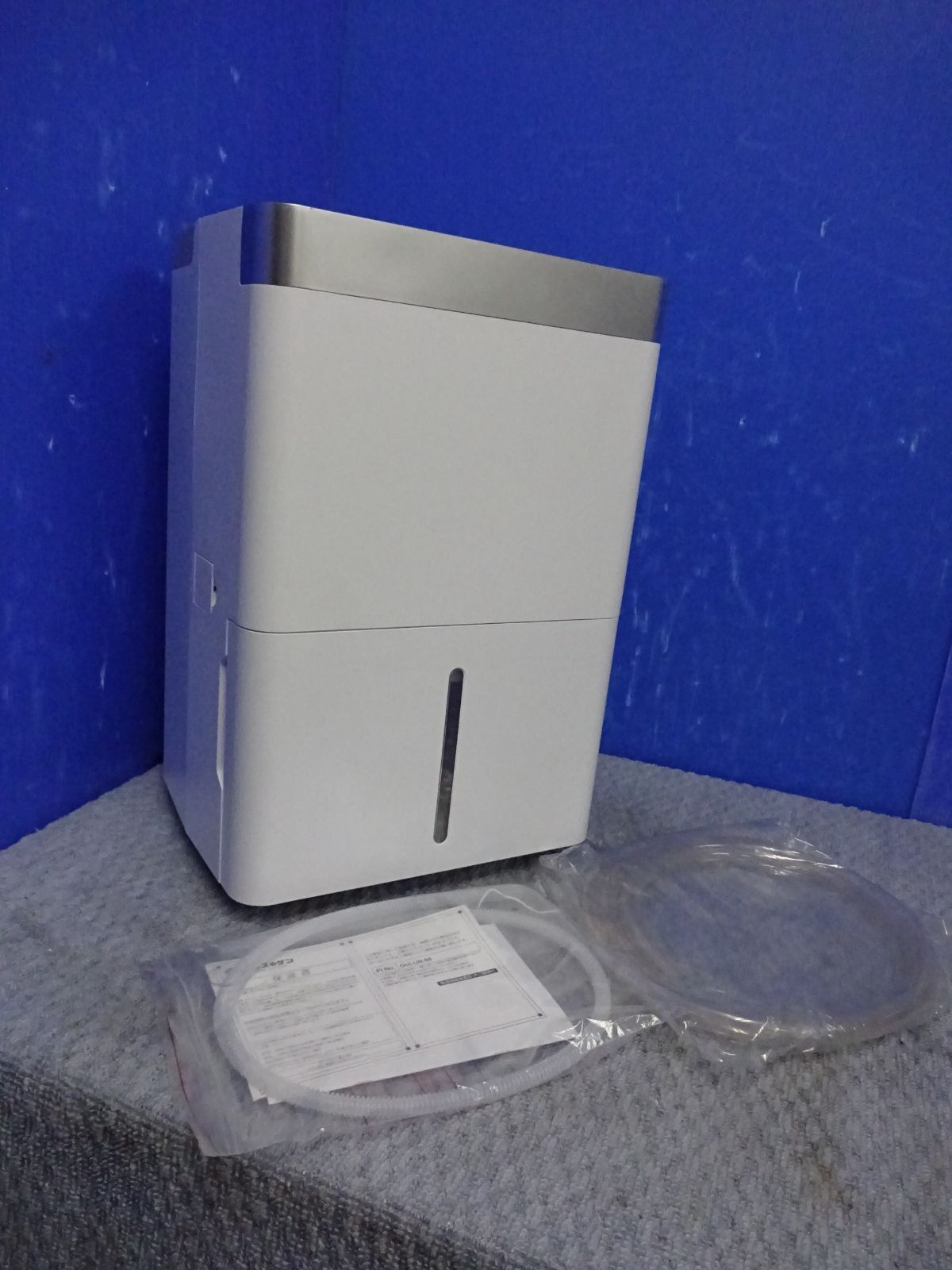 Z587☆QL13 タンスのゲン除湿機 最大35L動作品 送料無料 保証付☆2605 Z587☆QL13 タンスのゲン除湿機 最大35L動作品 送料無料 保証付☆2605
