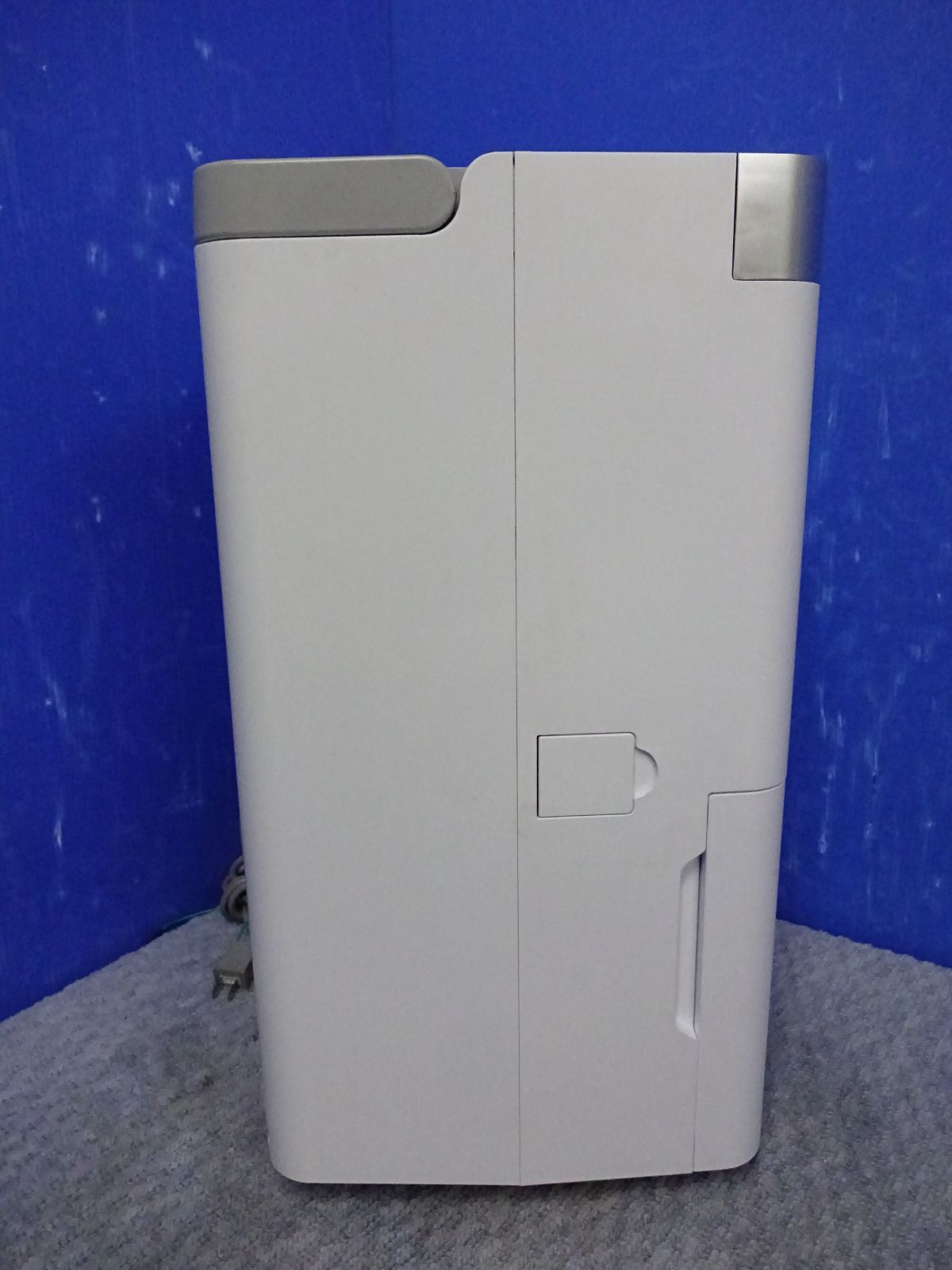 Z587☆QL13 タンスのゲン除湿機 最大35L動作品 送料無料 保証付☆2605