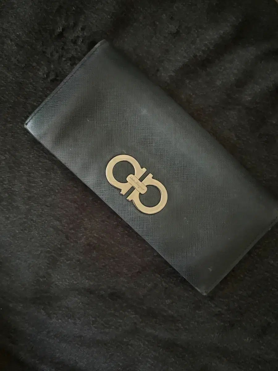 FERRAGAMO フェラガモ ブラック 財布