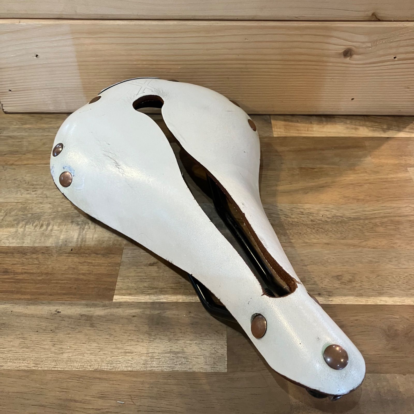 Anatomica Selle セラアナトミカ ホワイト メルカリ - ホワイト X1 セラアナトミカ ANATOMICA USED】SELLE レザーサドル パーツ