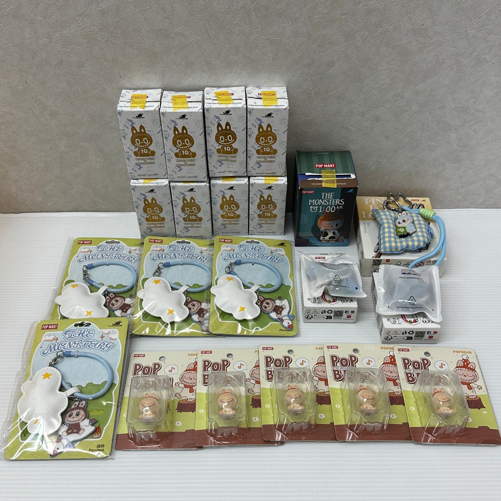 ▲POP MART Labubu ラブブ フィギュア 他 グッズまとめ 中古品 smtketc096589