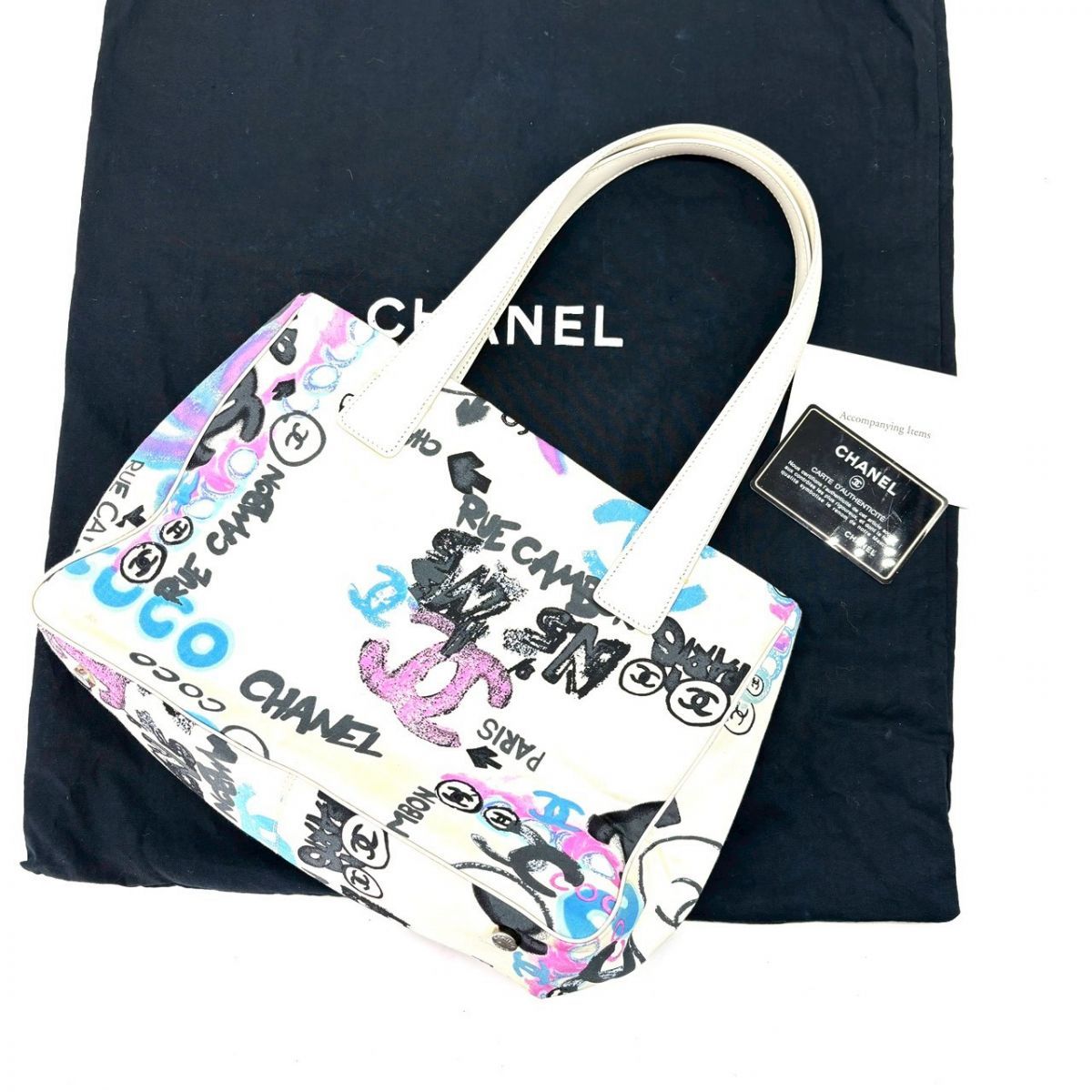 自由を描くCHANEL】 CHANEL ニュートラベルライン トートPM ココマーク 