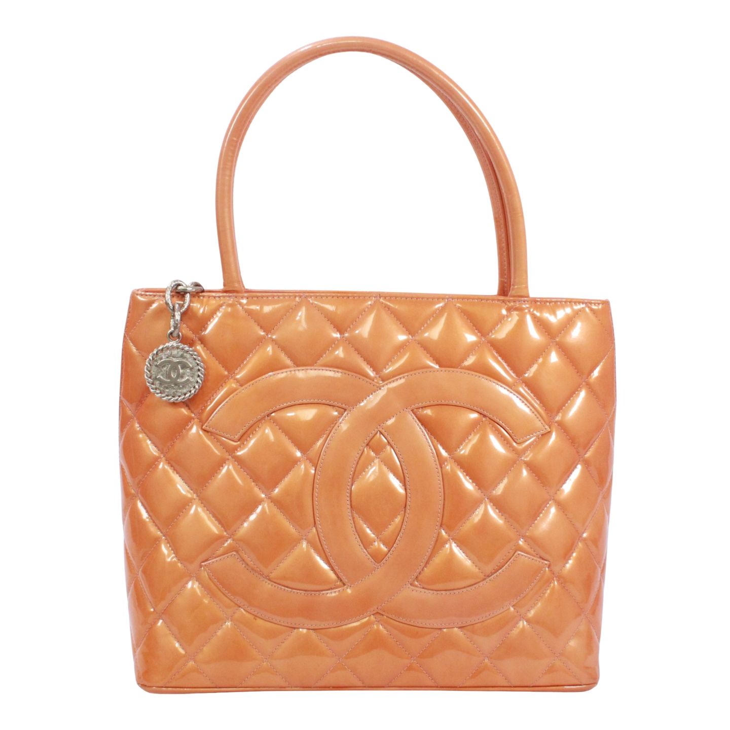 CHANEL 復刻トート エナメルレザー オレンジ トートバッグ シルバー