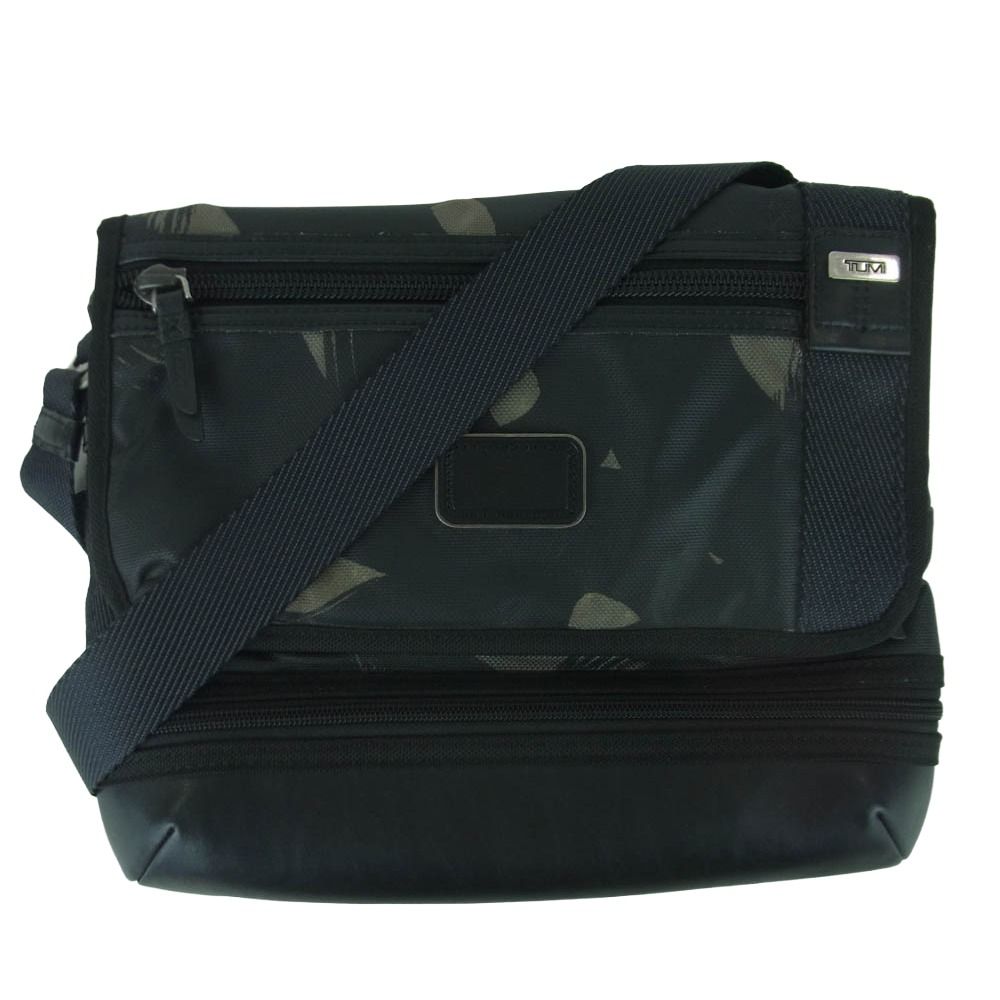 TUMI トゥミ 222371SCP2 ALPHA BRAVO Beale Crossbody アルファブラボー ナイロン ショルダー バッグ ブラック系 グレー系【中古】