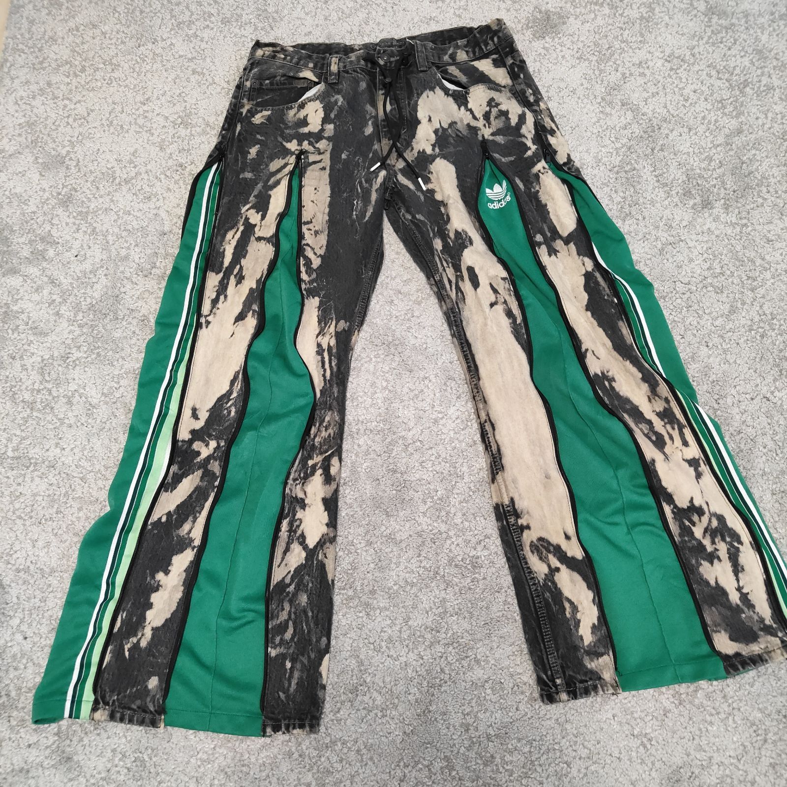 REMAKE リメイク デニムジャージパンツ ドッキング 再構築 【サイズ】 フリーサイズ DENIM ジーパン JEANS ジーンズ ブラック グリーン ユニセックス 中古 古着