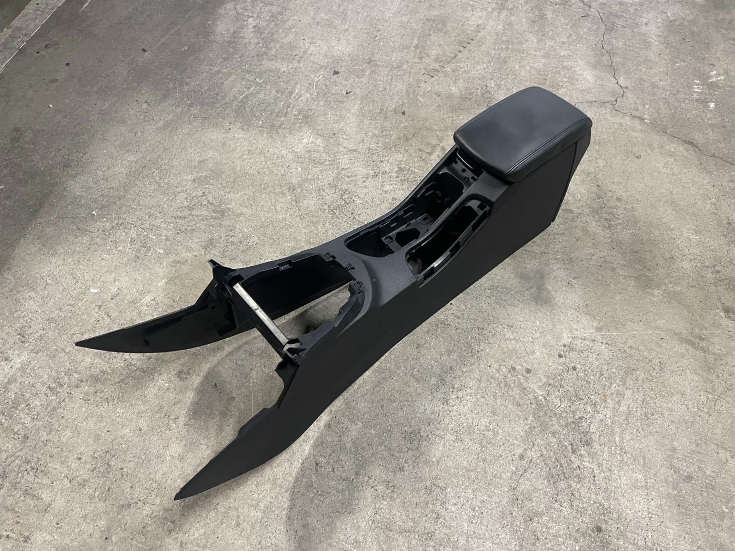 プジョー 308CC センターコンソール