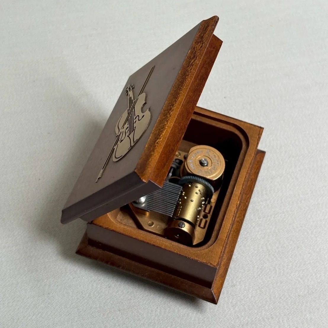 オルゴール ジョバン JOBIN スイス製 ボックス 鍵付き 海外製？ ☆美品 スイス製 ジョバン ミュージック JOBIN MUSIC オルゴール 動作
