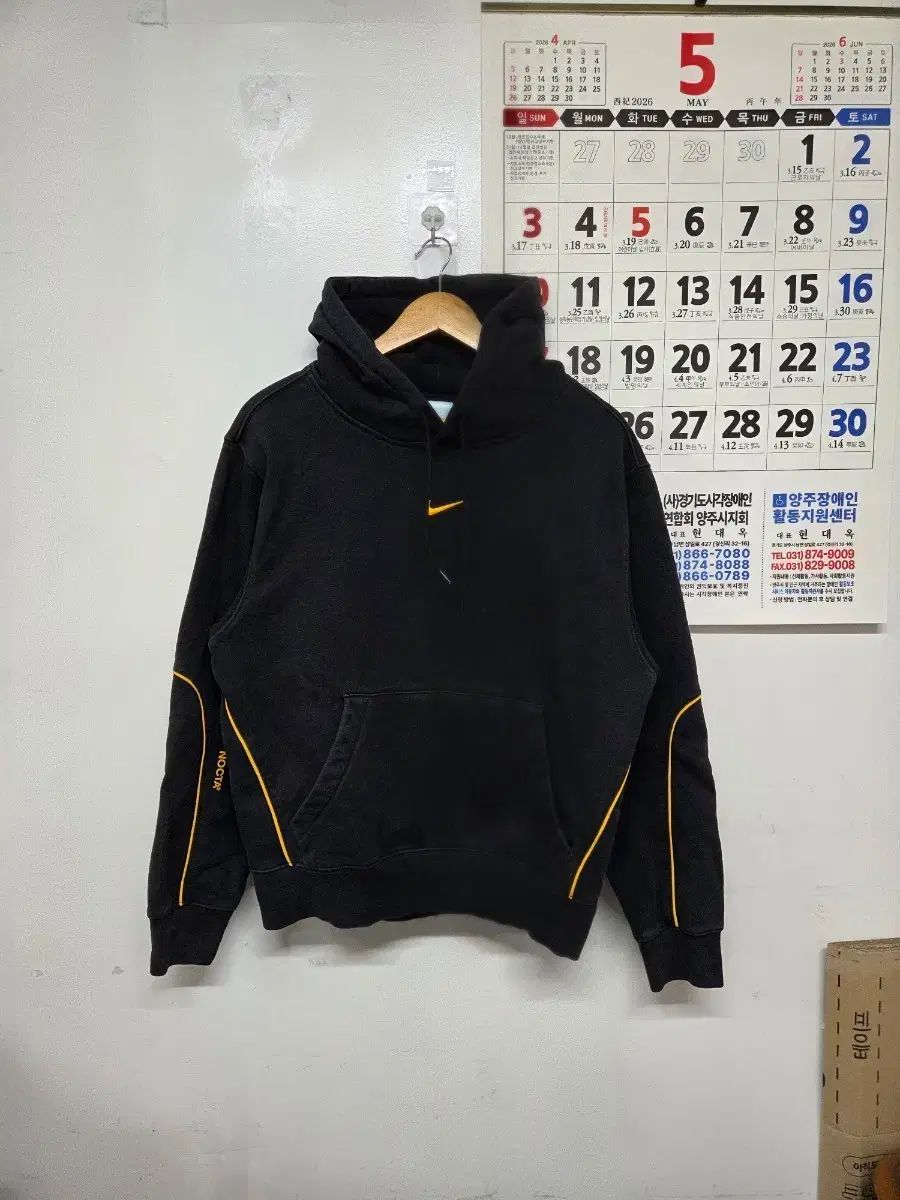 NIKE Nocta フード Tシャツ (L)