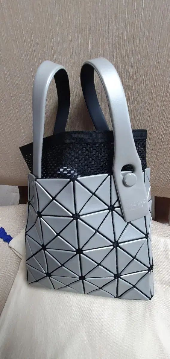 BAO BAO ISSEY MIYAKE バオバオイッセイミヤケ ルーセント トート